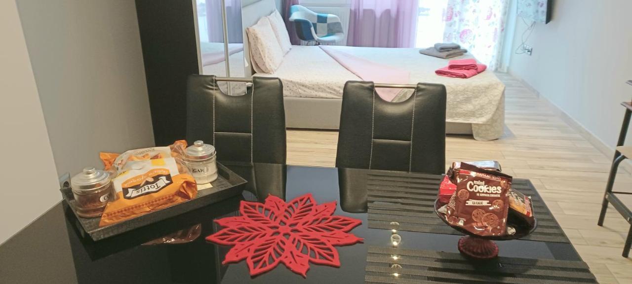 Cute Central Apartments テッサロニキ エクステリア 写真
