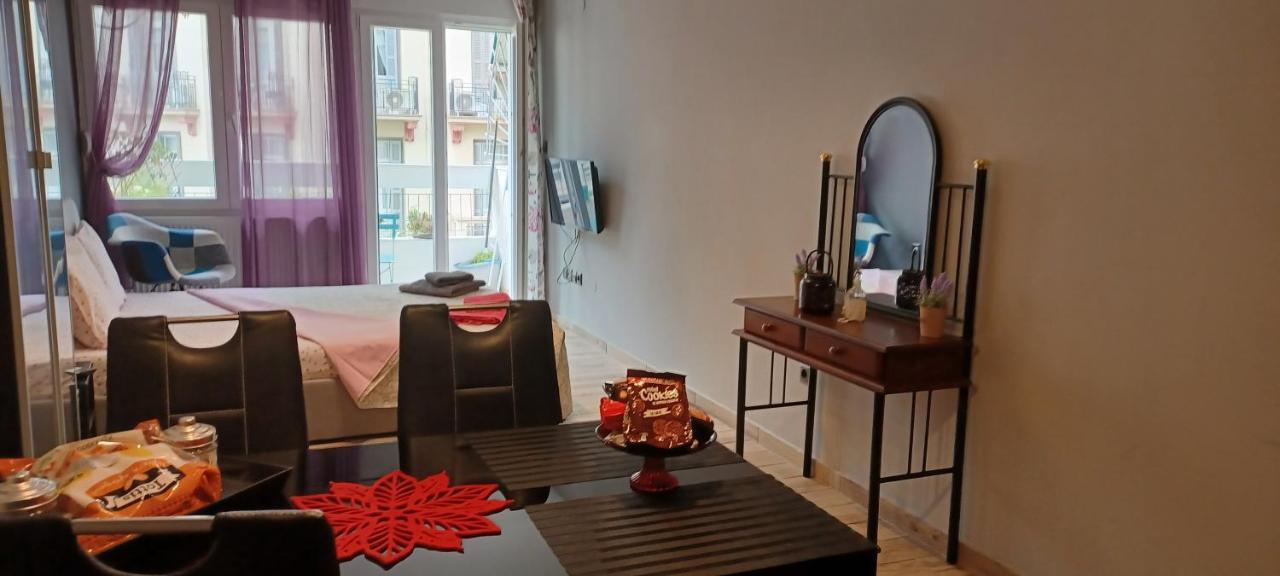 Cute Central Apartments テッサロニキ エクステリア 写真
